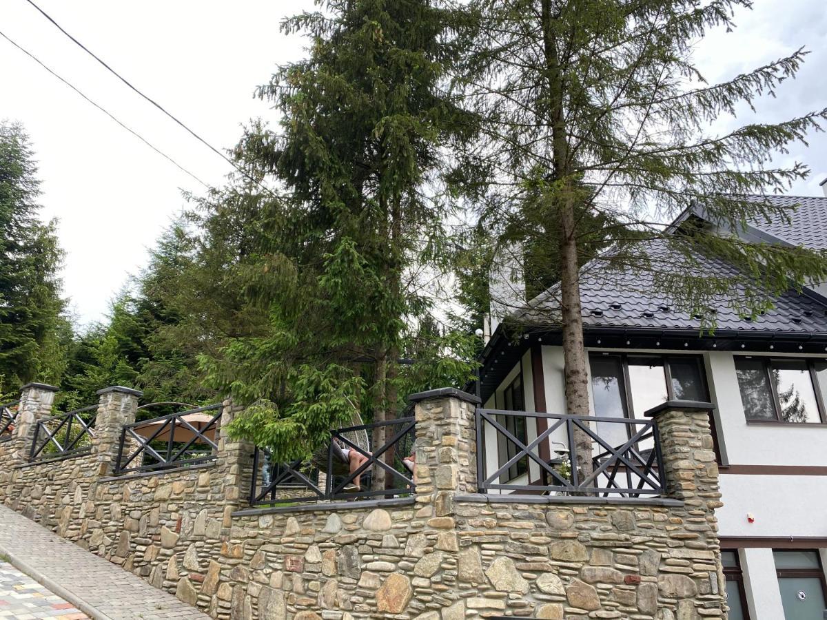 Skhidnytsia Феєрія Лісуアパートホテル エクステリア 写真