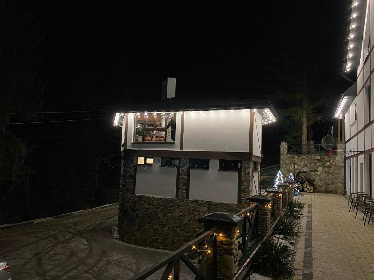 Skhidnytsia Феєрія Лісуアパートホテル エクステリア 写真