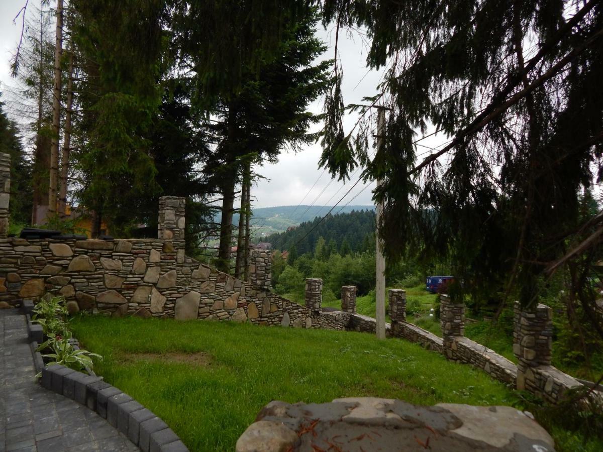 Skhidnytsia Феєрія Лісуアパートホテル エクステリア 写真