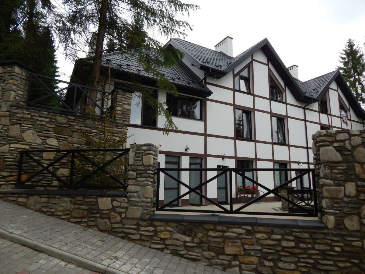 Skhidnytsia Феєрія Лісуアパートホテル エクステリア 写真