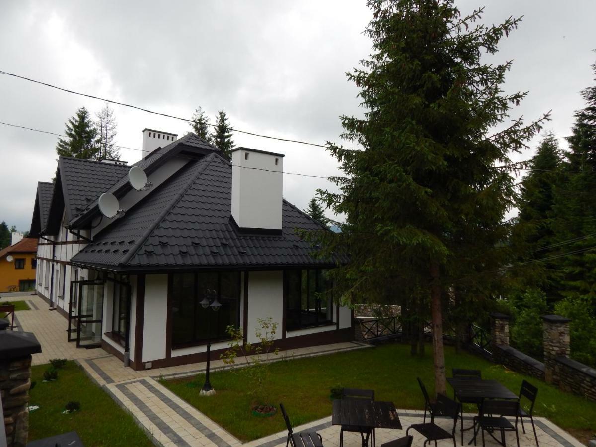 Skhidnytsia Феєрія Лісуアパートホテル エクステリア 写真